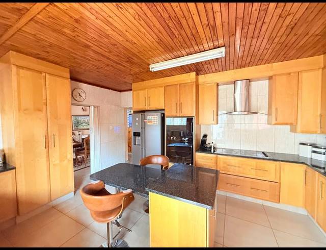 3 BEDROOM HOUSE FOR SALE IN VANDERBIJLPARK CW 1